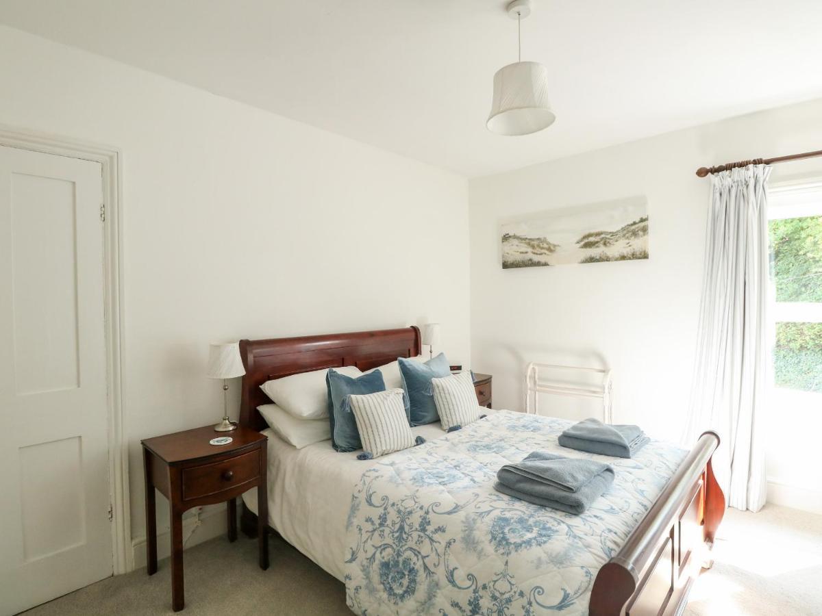 Elm Villa Уеърхам Екстериор снимка